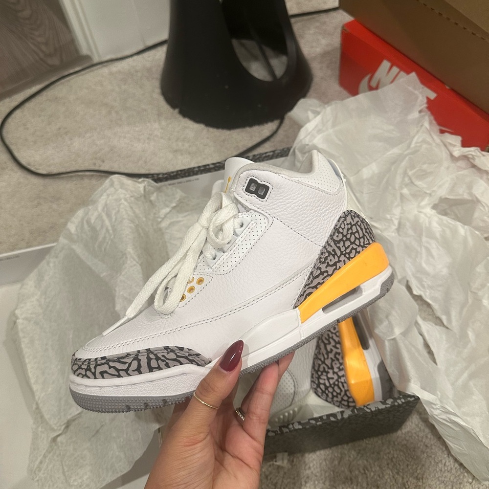 Jordan Air Retro Sneakers - Black and Gray